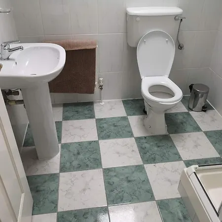 Lakeside House In Drumshanbo