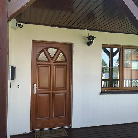 بيت للعطل Lakeside House In *