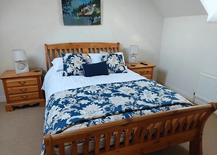 بيت للعطل Lakeside House In *